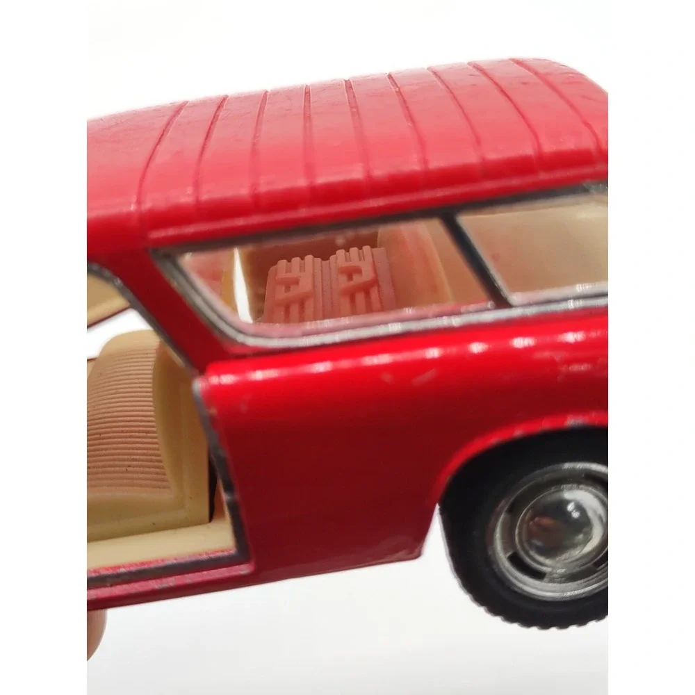 Kinsmart *the rear